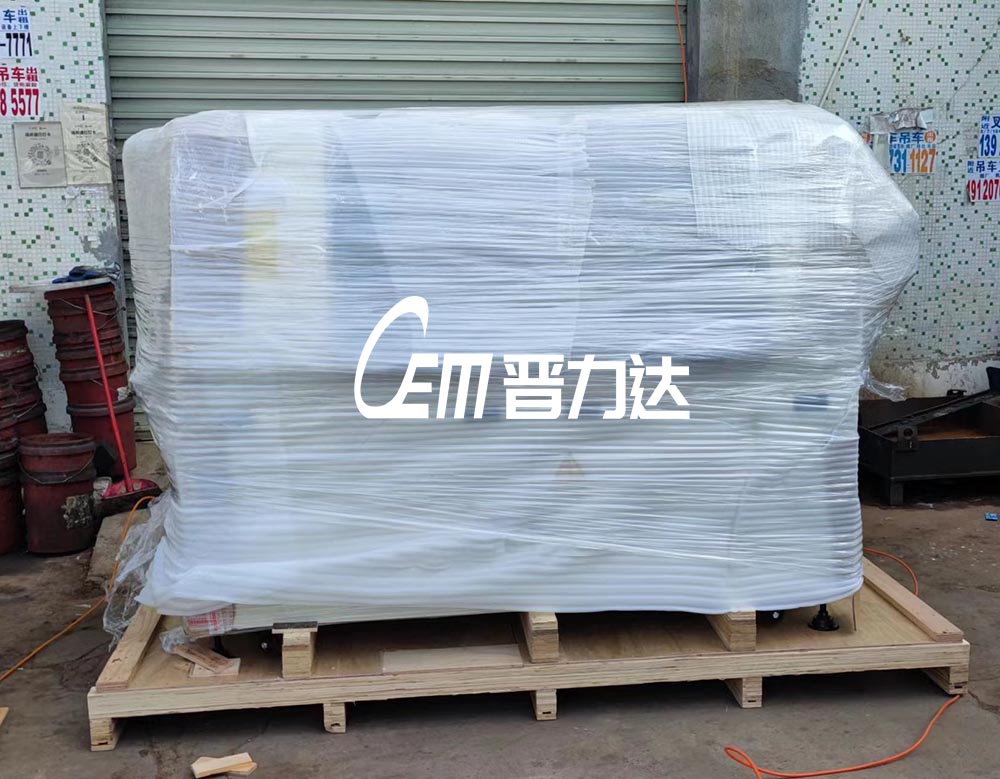 两台高配波峰焊出口德国汉堡市，全英文界面